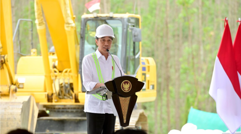 Pembangunan Infrastruktur sebagai Pilar Indonesia Sentris Pembangunan Infrastruktur sebagai Pilar Indonesia Sentris