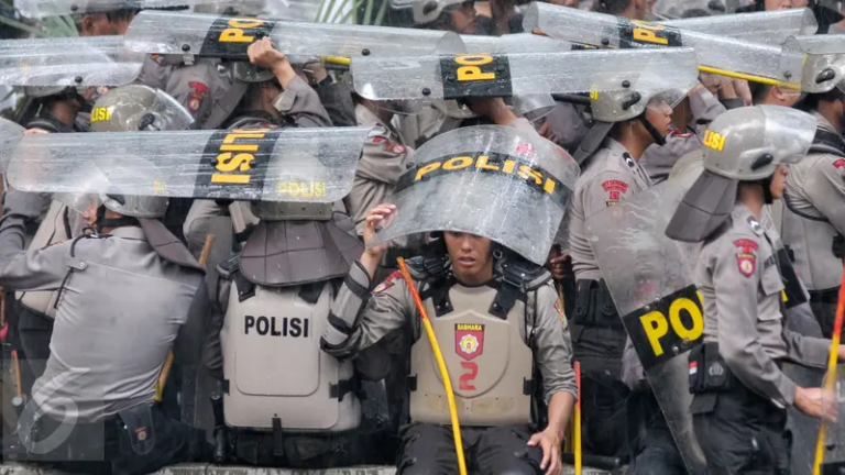 TNI-Polri Amankan Hari Buruh di Jakarta TNI-Polri Amankan Hari Buruh di Jakarta